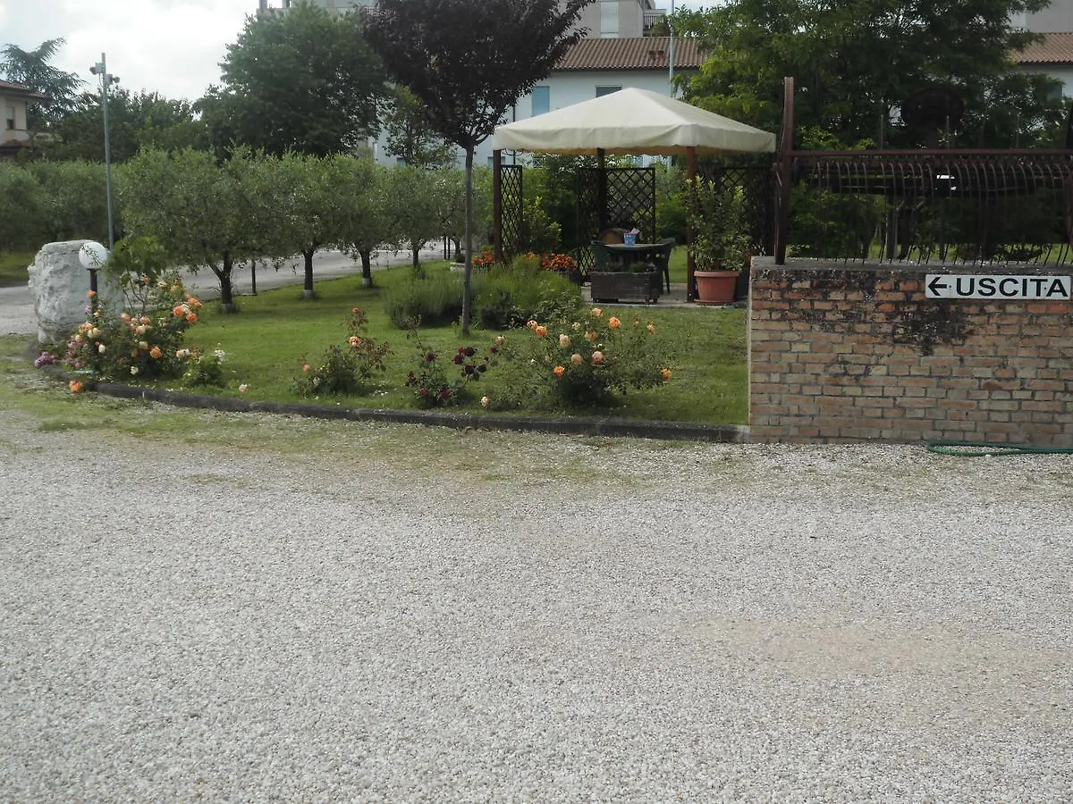 Bed and Breakfast Il Casale Della Fornace Бастия-Умбра Отель типа 